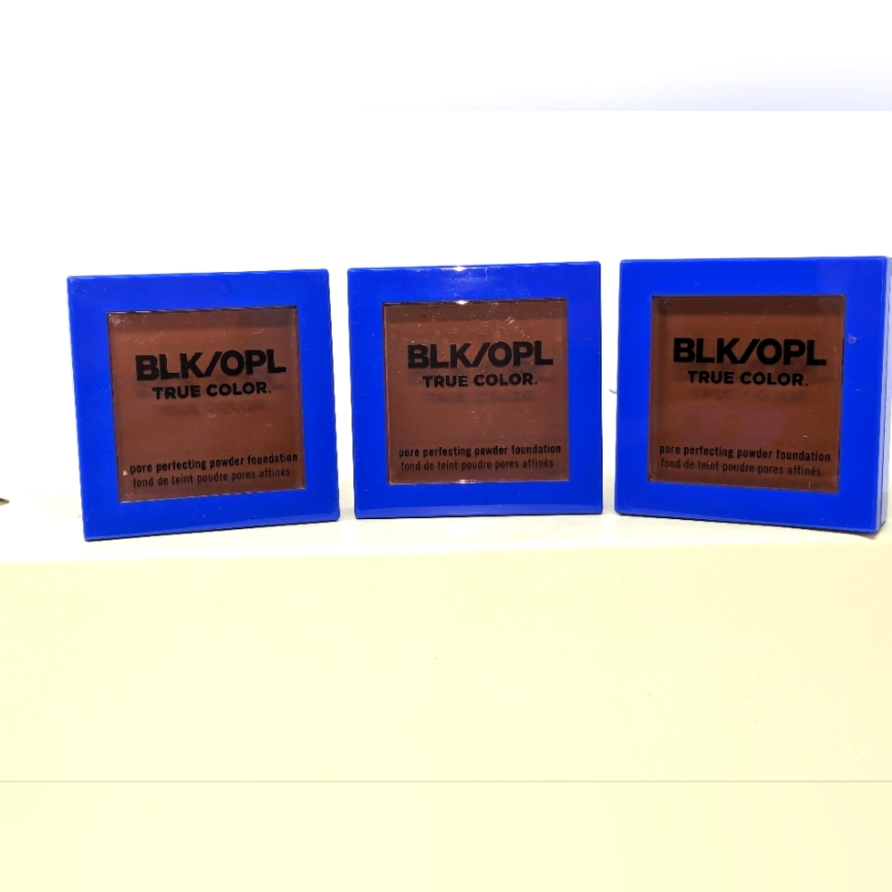 Black Opal (BLK/OPL) True Color Mineral Matte Foundation 640 Suede Mocha 3 Pack